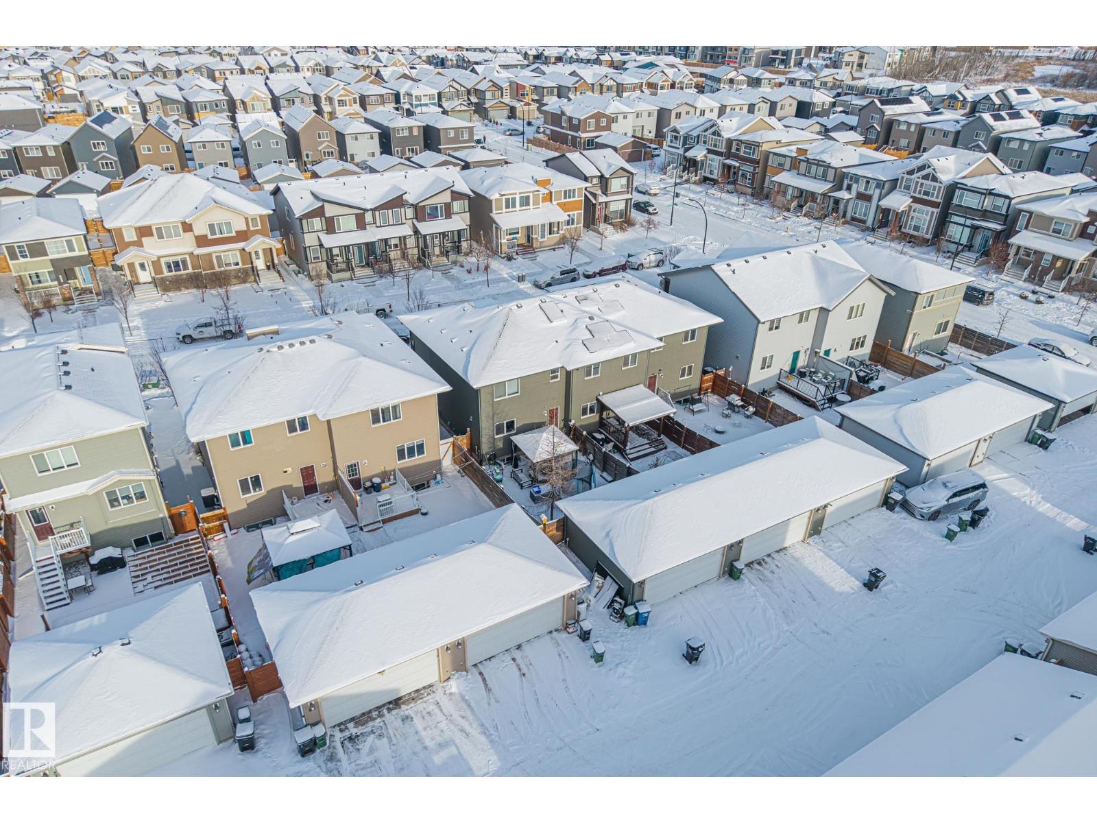 
          384 CHARLESWORTH Drive SW
            <br/>
            <span>Edmonton</span>
            , 
            <span>AB</span>
             <span>T6X2G5</span>
         - Photo 16