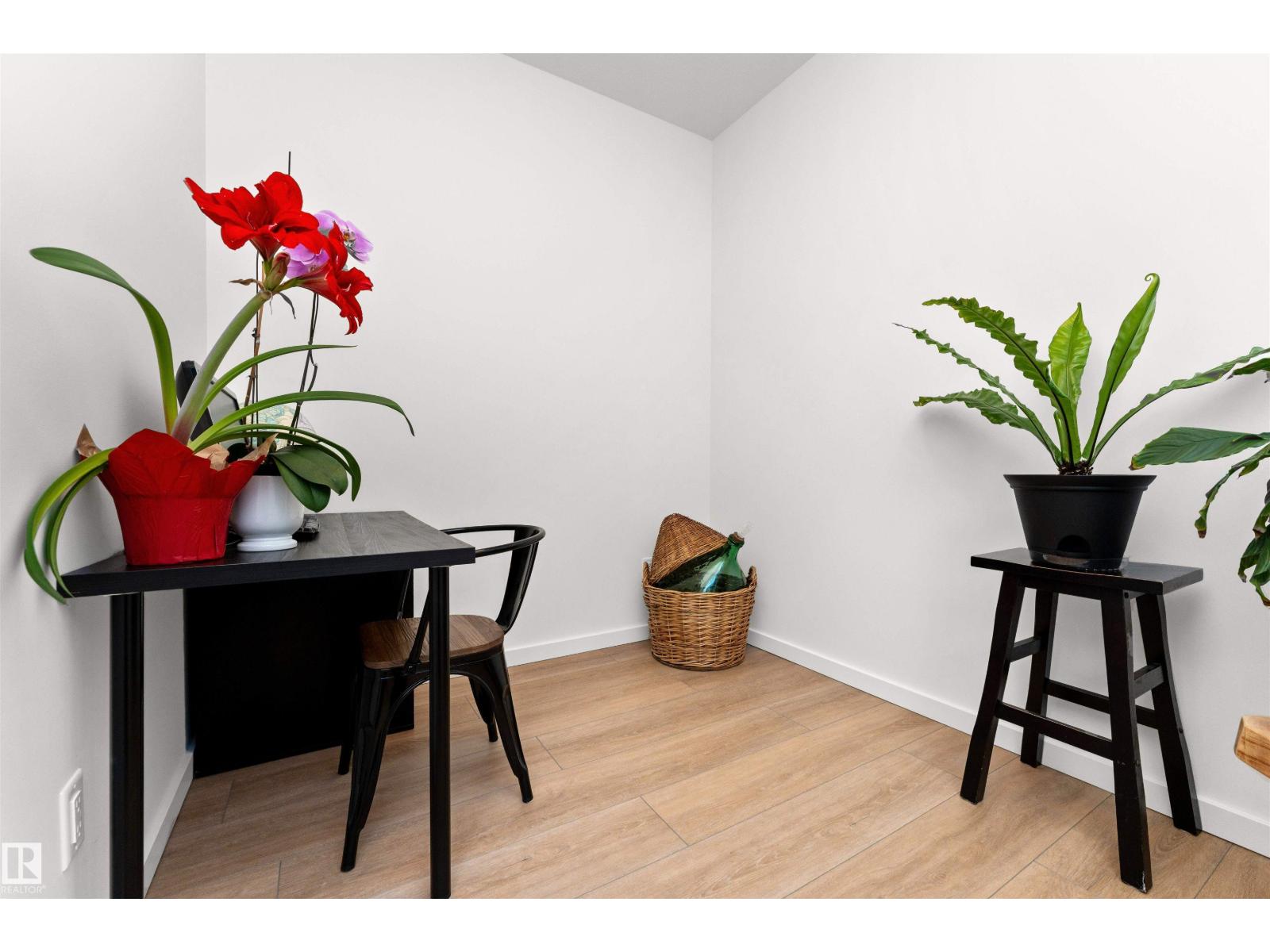 #56 5 RONDEAU DR, St. Albert