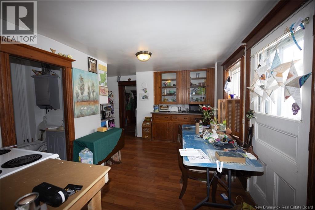 717-721 CHURCHILL ROW - 24