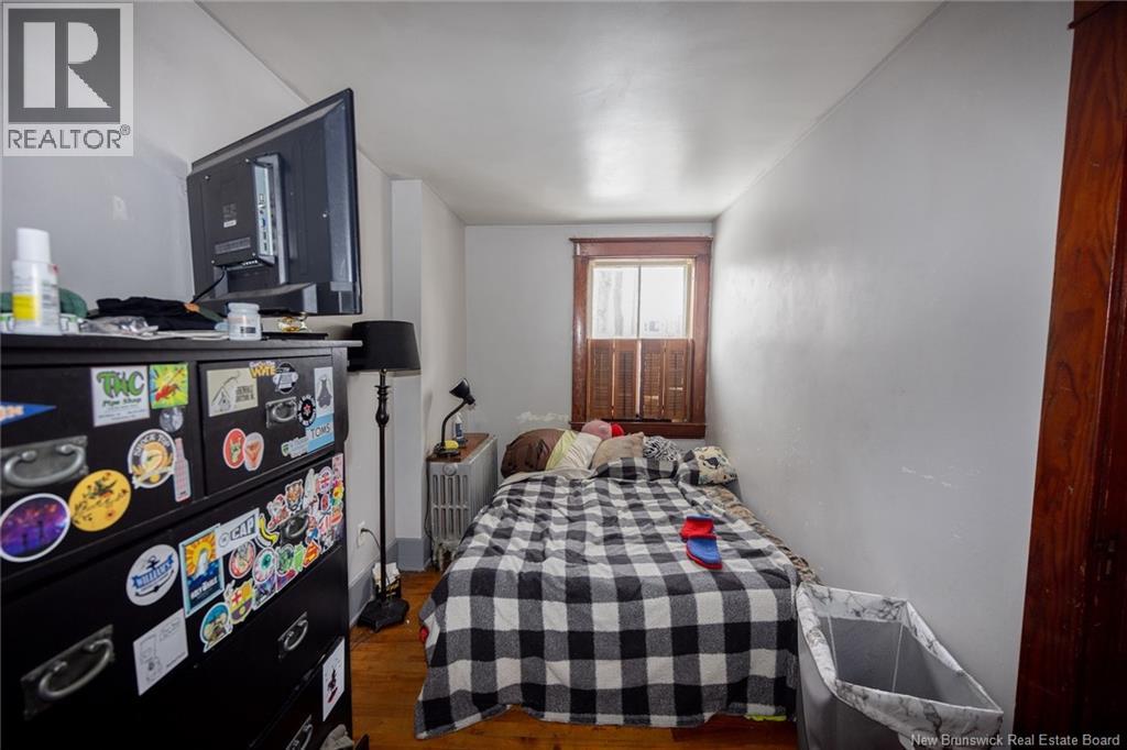 717-721 CHURCHILL ROW - 29
