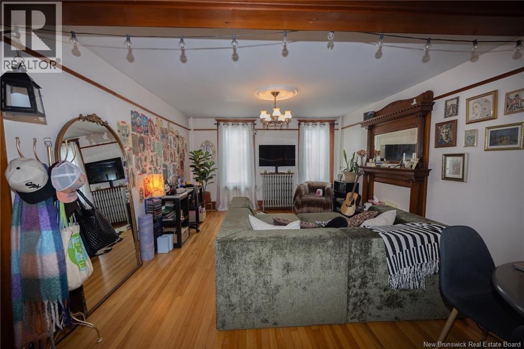 717-721 CHURCHILL ROW - 37