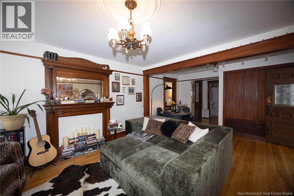 717-721 CHURCHILL ROW - 41