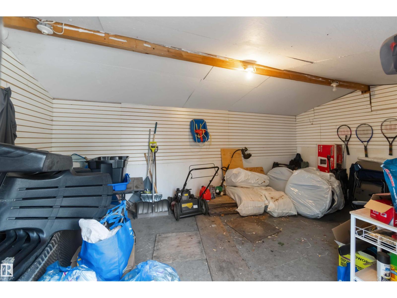 6 Garraway PL - 66