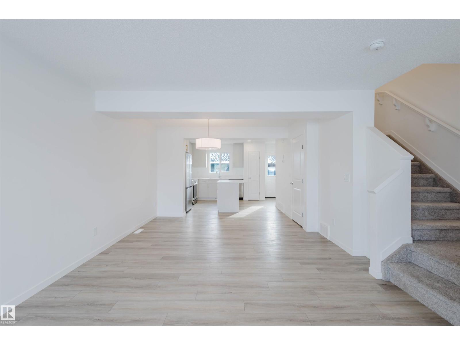 #2 1237 KESWICK DR SW - Photo 5 of 39, Edmonton, Alberta