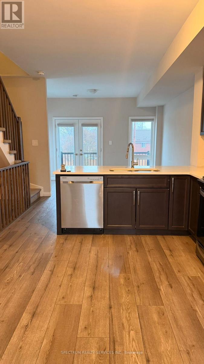 720 Grey Unit 50 photo 3