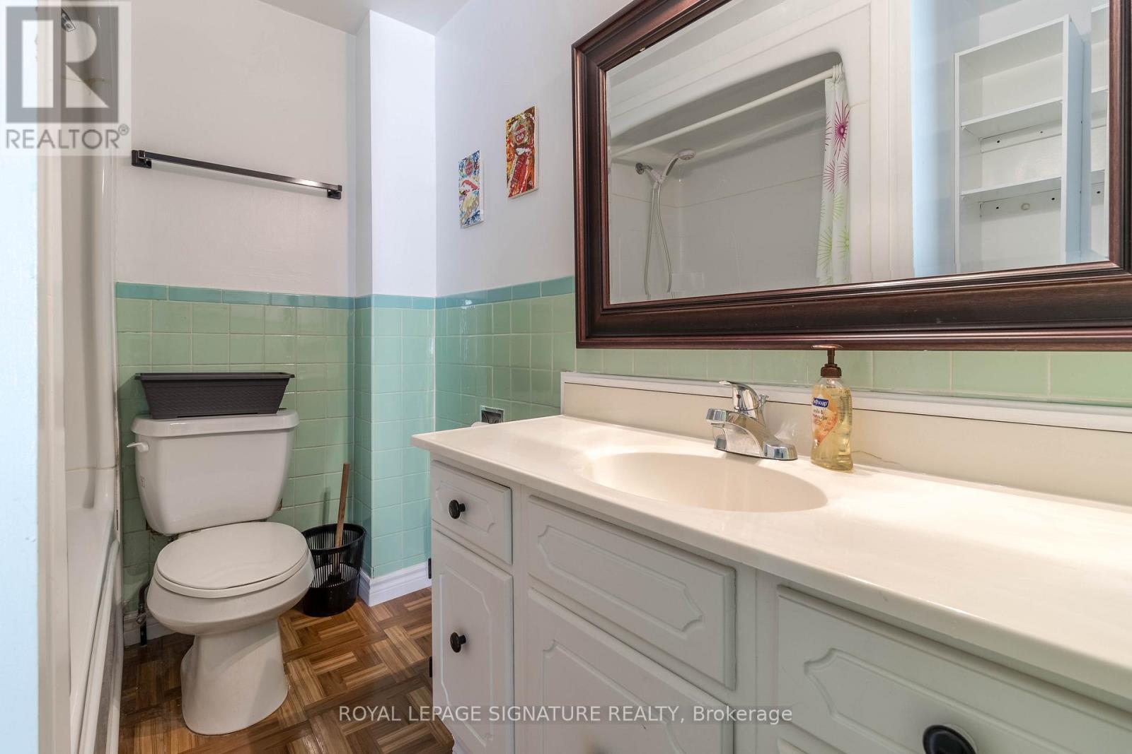 23 SULLIVAN AVENUE - 21