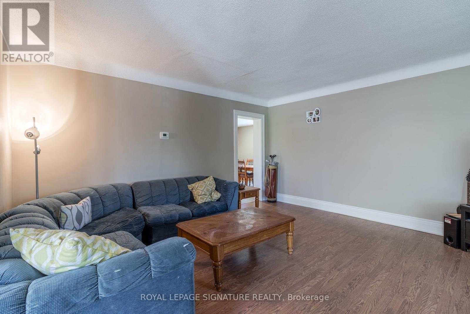 23 SULLIVAN AVENUE - 29