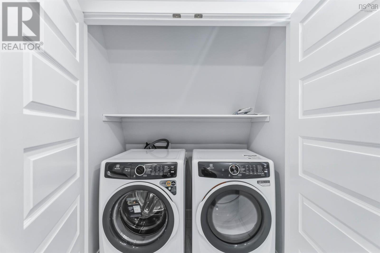 Property 21 of 40 of 139 First Avenue