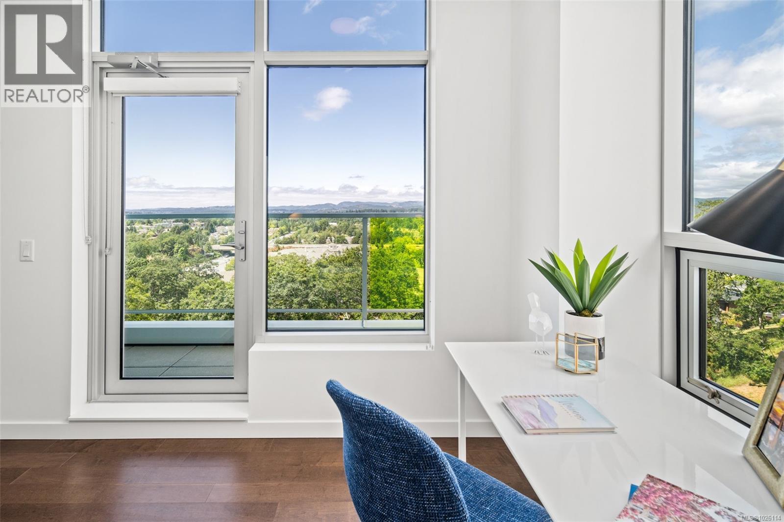 PH902 4009 Rainbow Hill Lane, Saanich