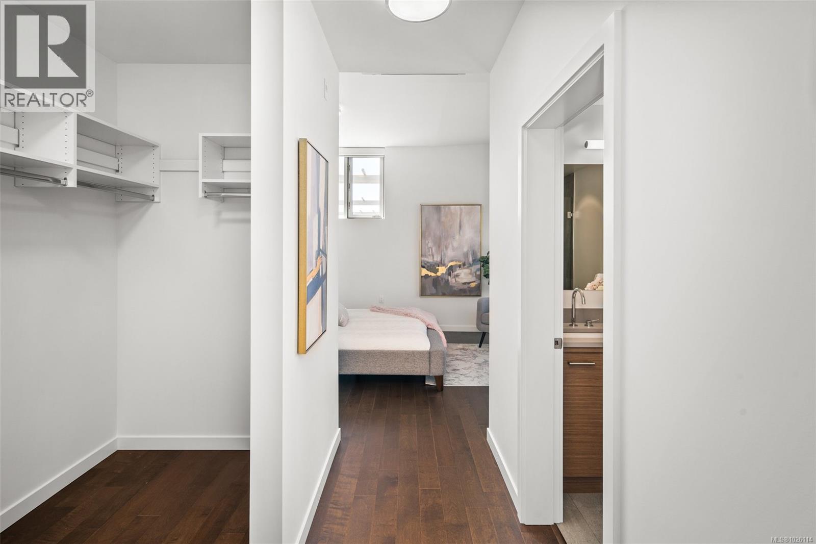 PH902 4009 Rainbow Hill Lane, Saanich