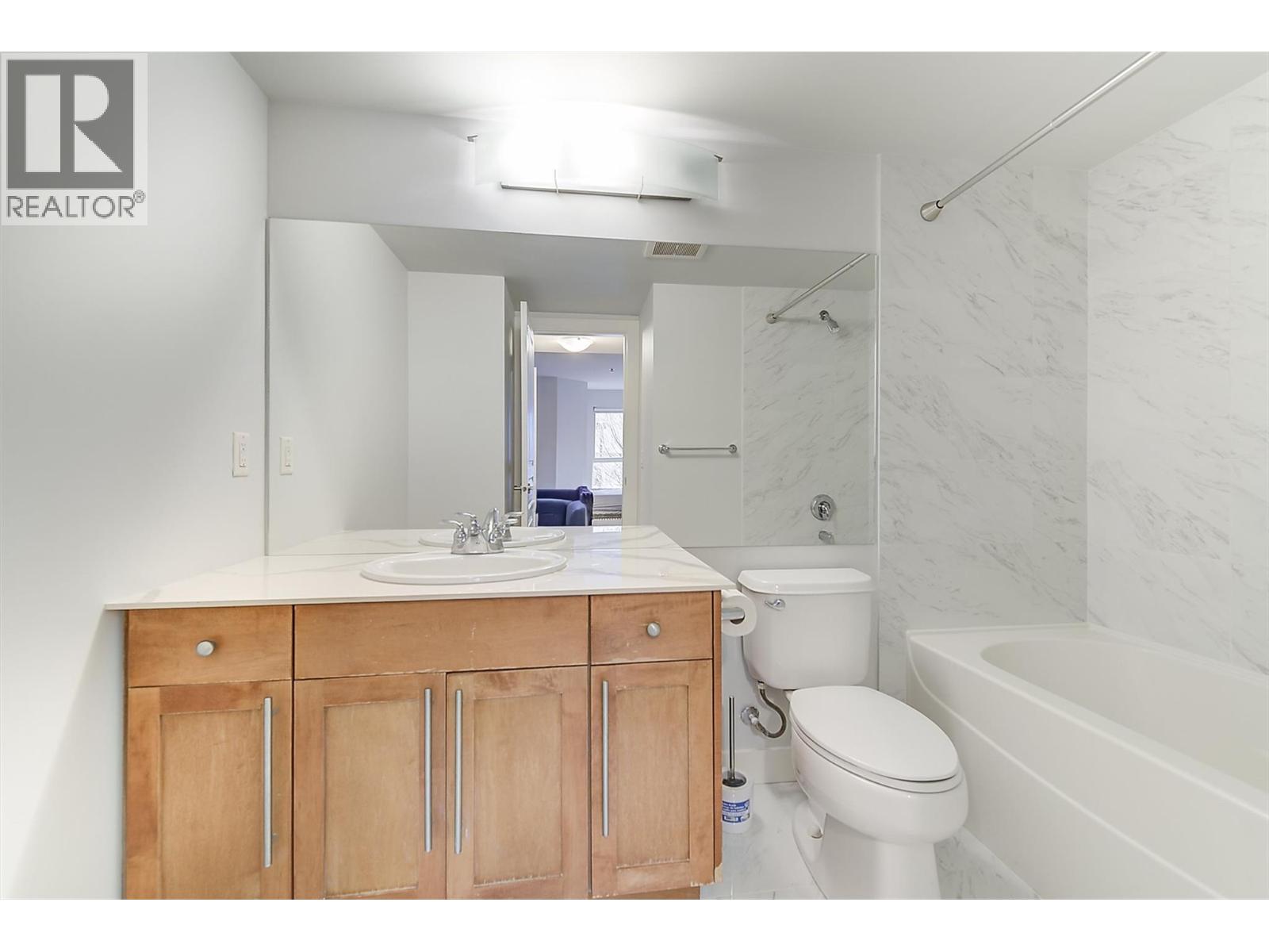 1099 Sunset Drive Unit# 226, Kelowna