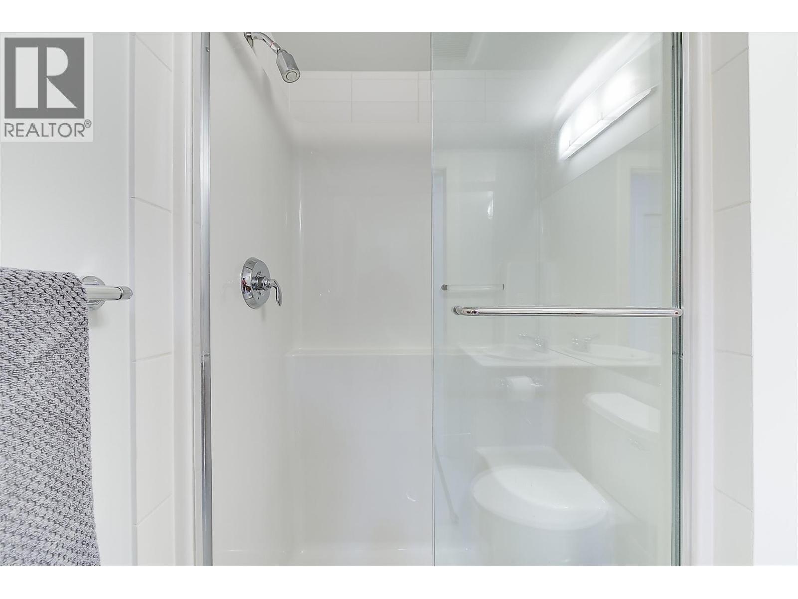 1099 Sunset Drive Unit# 226, Kelowna