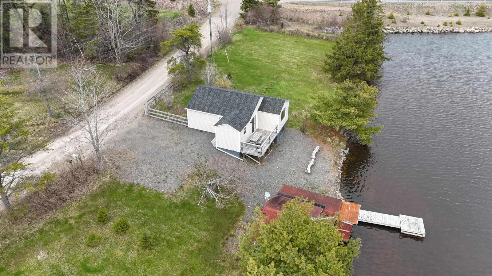 Property 3 of 29 of 118 Old Black River Road