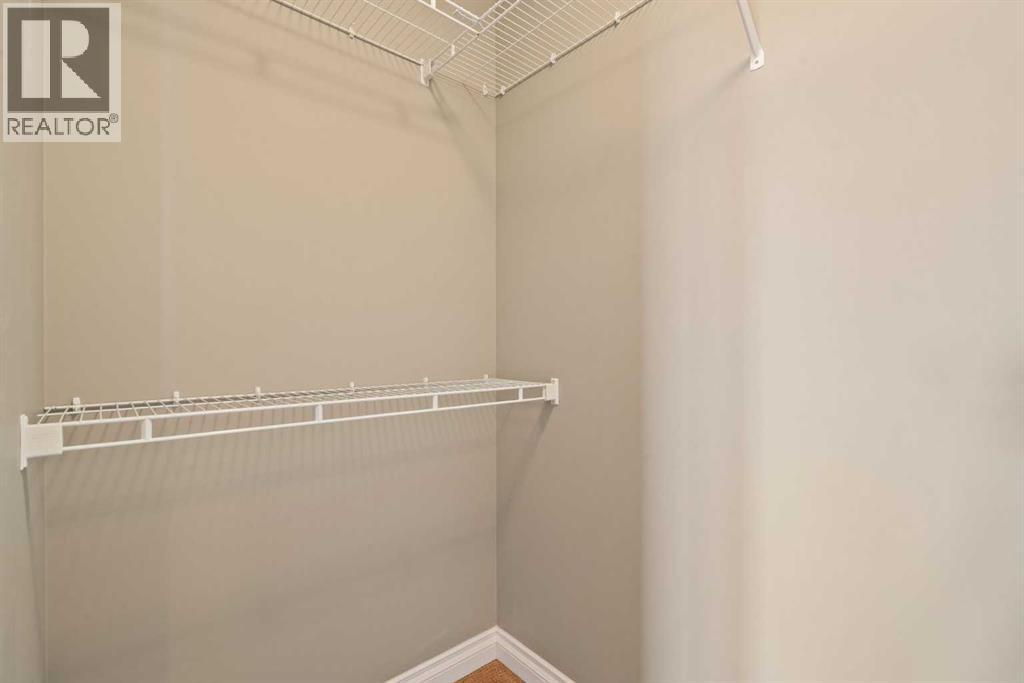 Single Family House for Sale in   Hemlock Crescent SW Spruce Cliff Calgary 