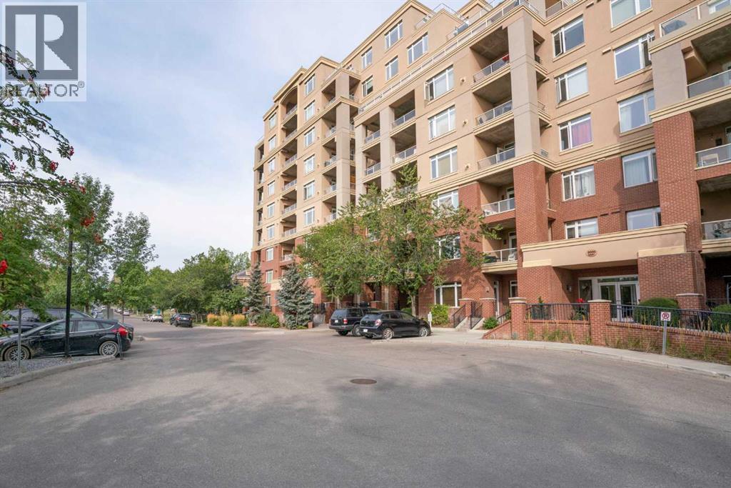 Single Family House for Sale in   Hemlock Crescent SW Spruce Cliff Calgary 