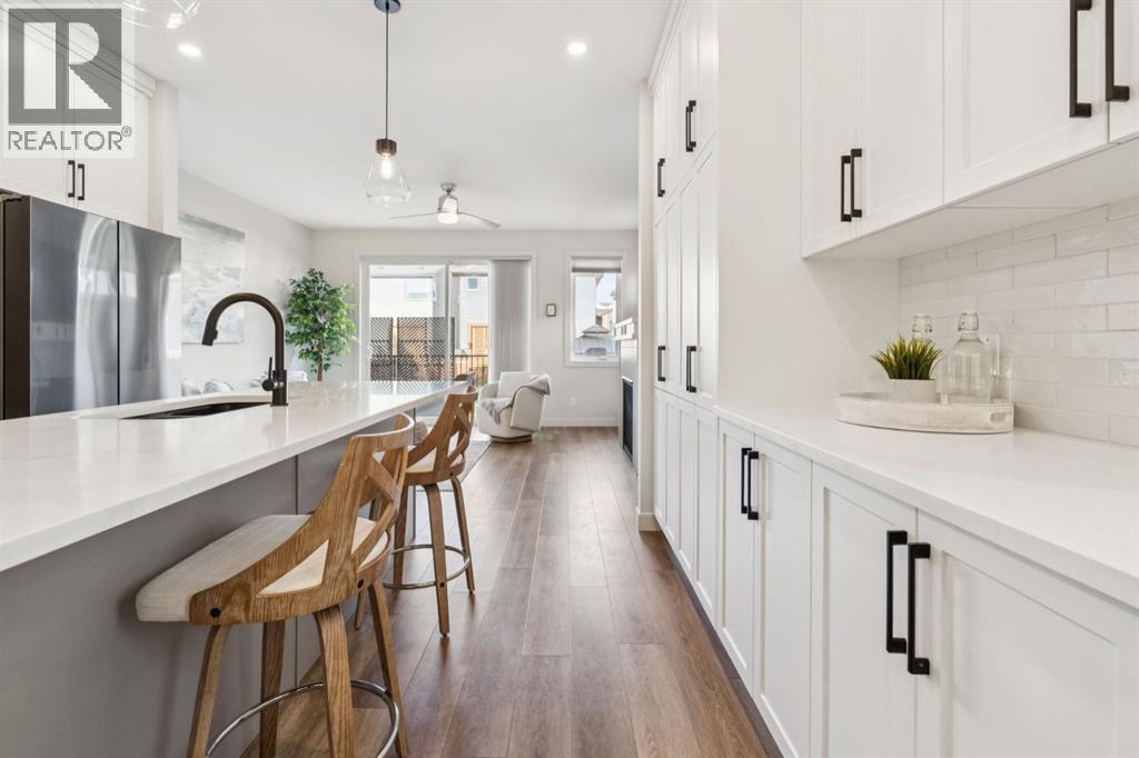 196 Emberside Hollow, Cochrane