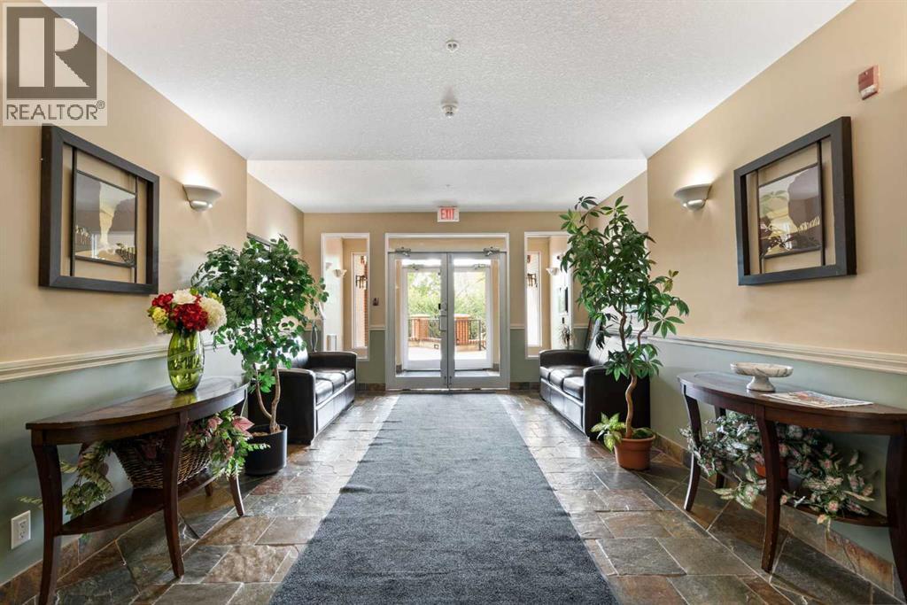 Single Family House for Sale in   Hemlock Crescent SW Spruce Cliff Calgary 