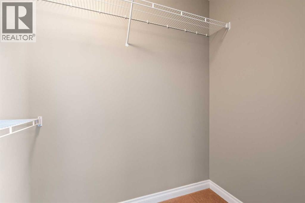 Single Family House for Sale in   Hemlock Crescent SW Spruce Cliff Calgary 