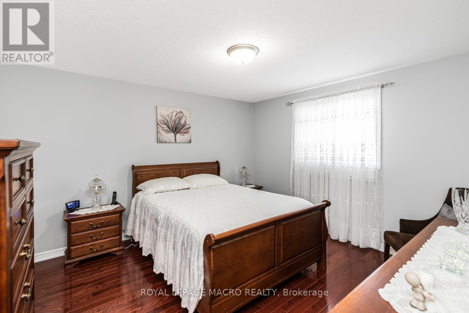 102 ERIKA CRESCENT - 14