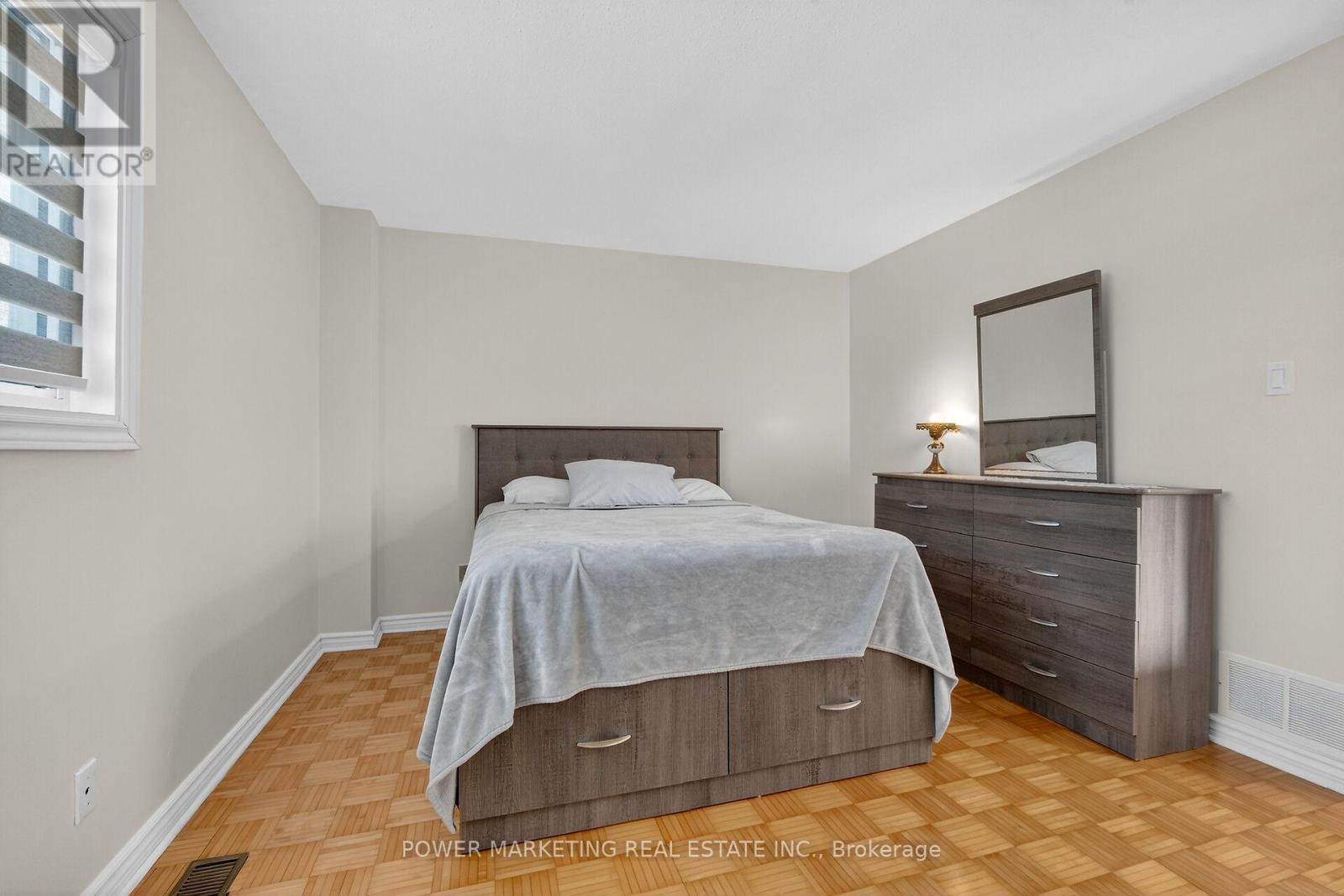 104 BANNERHILL — photo 24