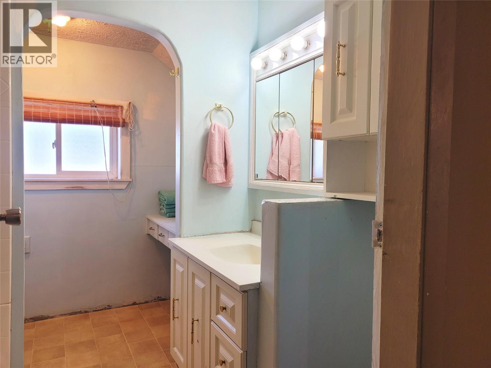 192 (3104) Vavenby Bridge Road, Vavenby