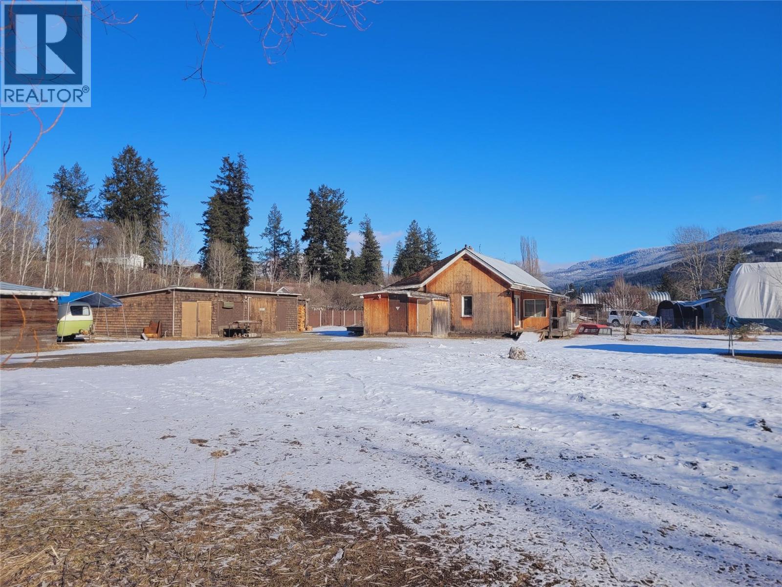 192 (3104) Vavenby Bridge Road, Vavenby