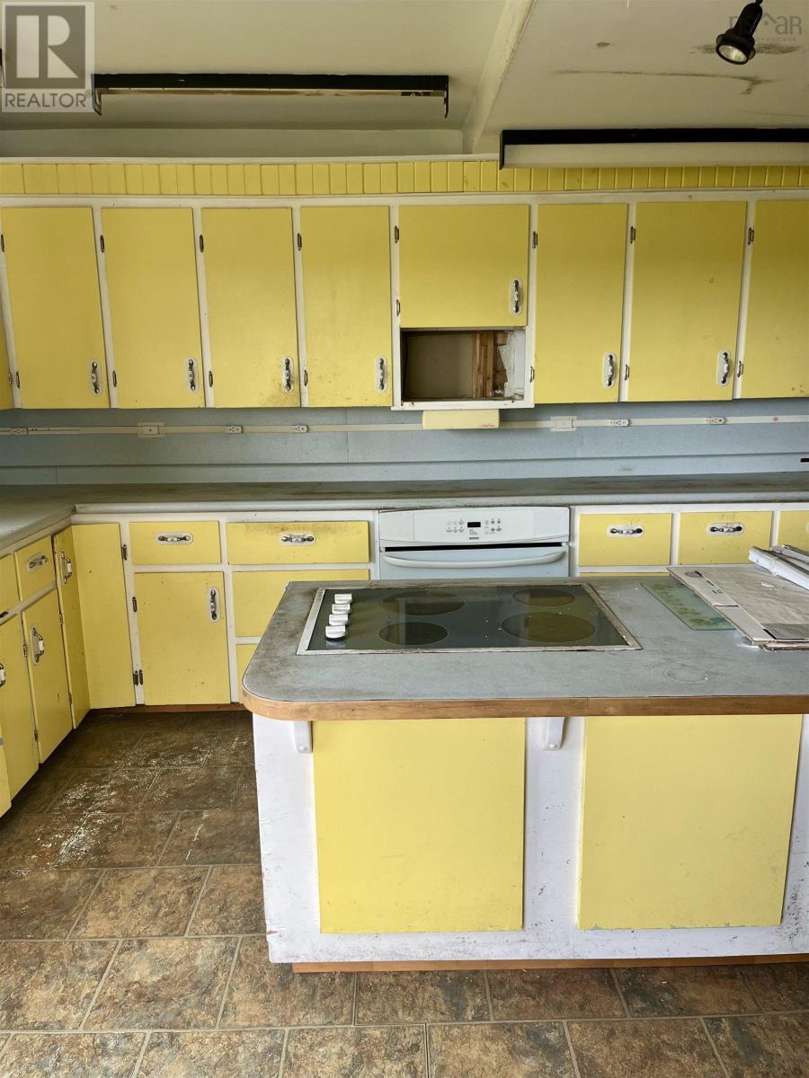 Property 22 of 49 of 3040 Clementsvale Road