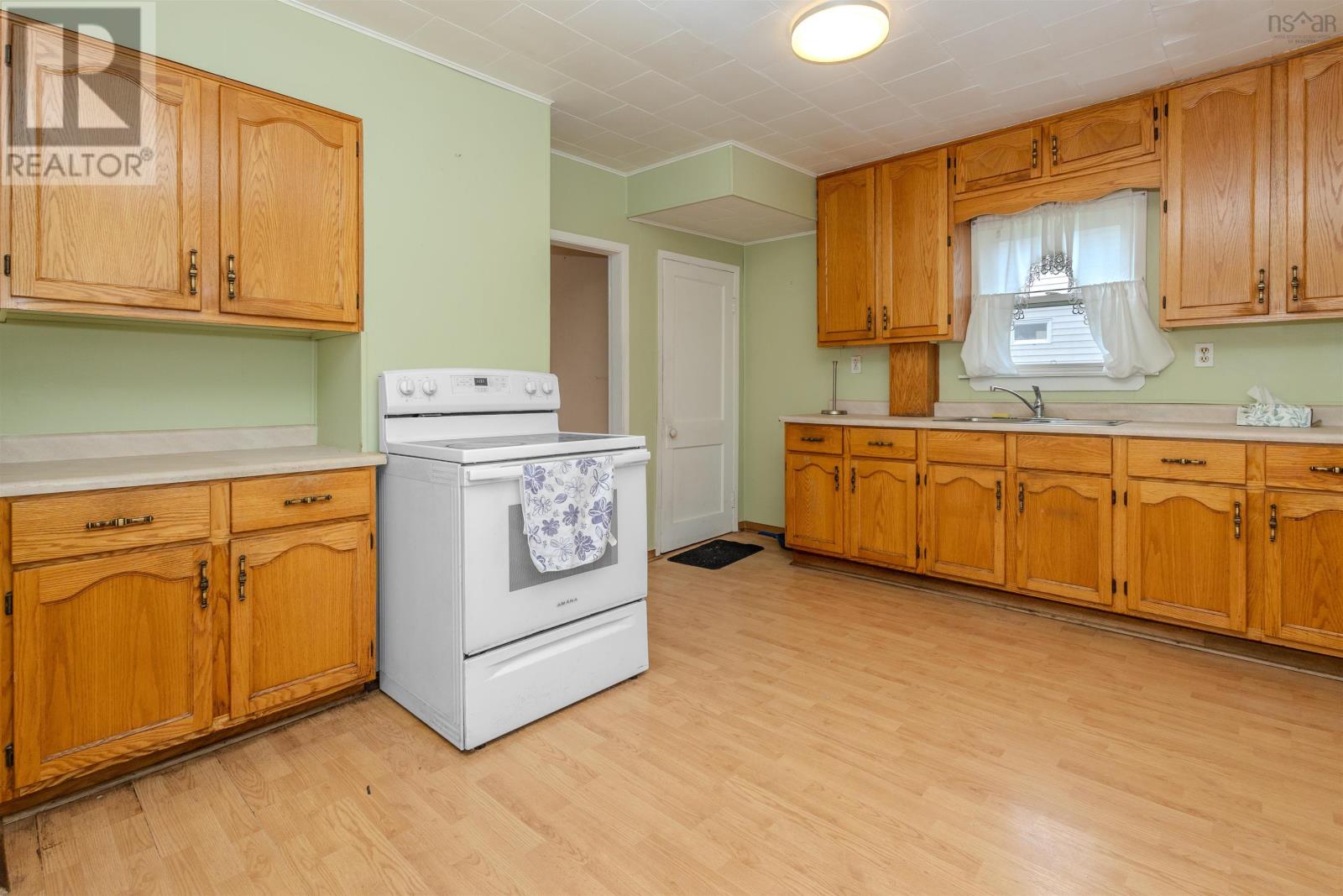 Property 18 of 30 of 25 Matilda Street