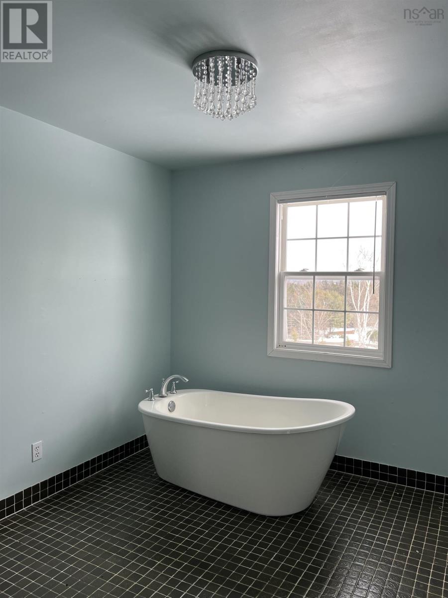 Property 7 of 15 of 57 Phinney Lane