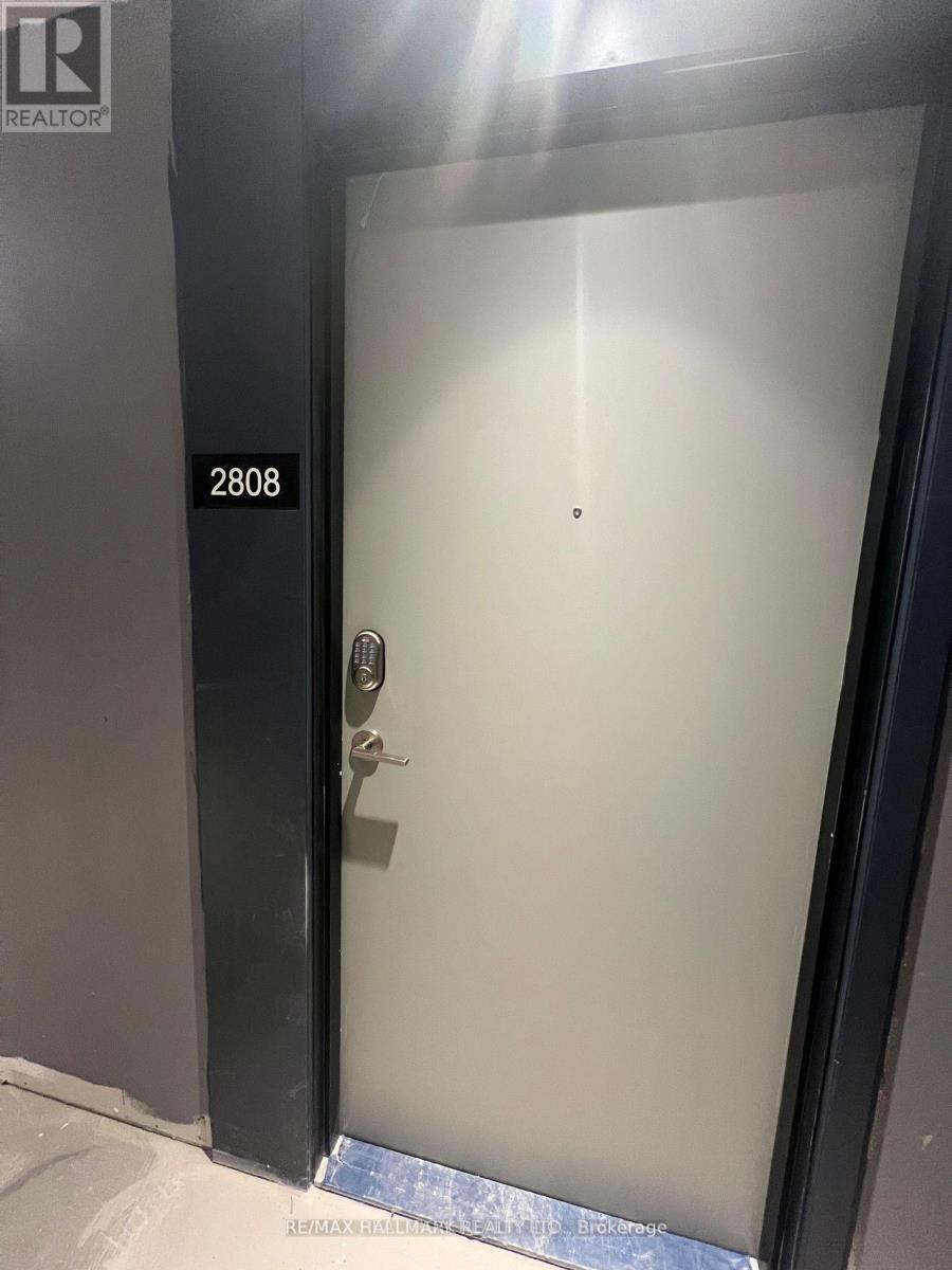 30 Upper Mall Way 2808