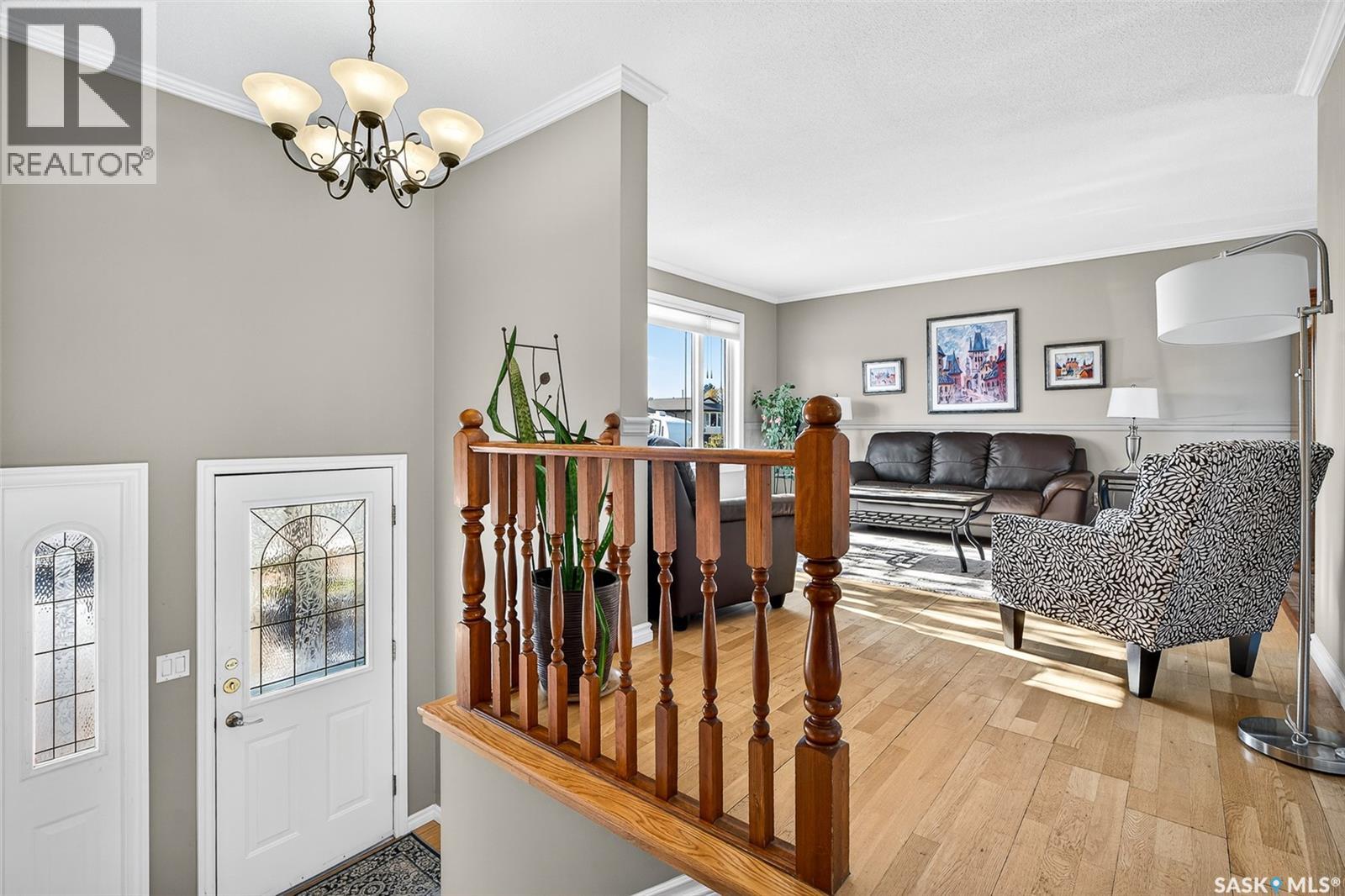 1646 Smith STREET - Photo 3 of 50, Moose Jaw, Saskatchewan