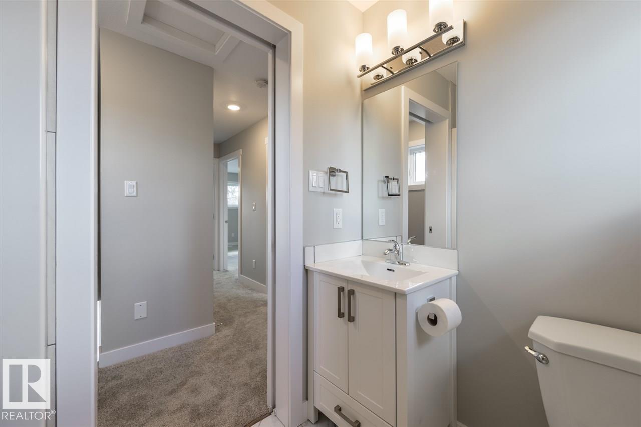 7940/7942 82 AV NW, Edmonton