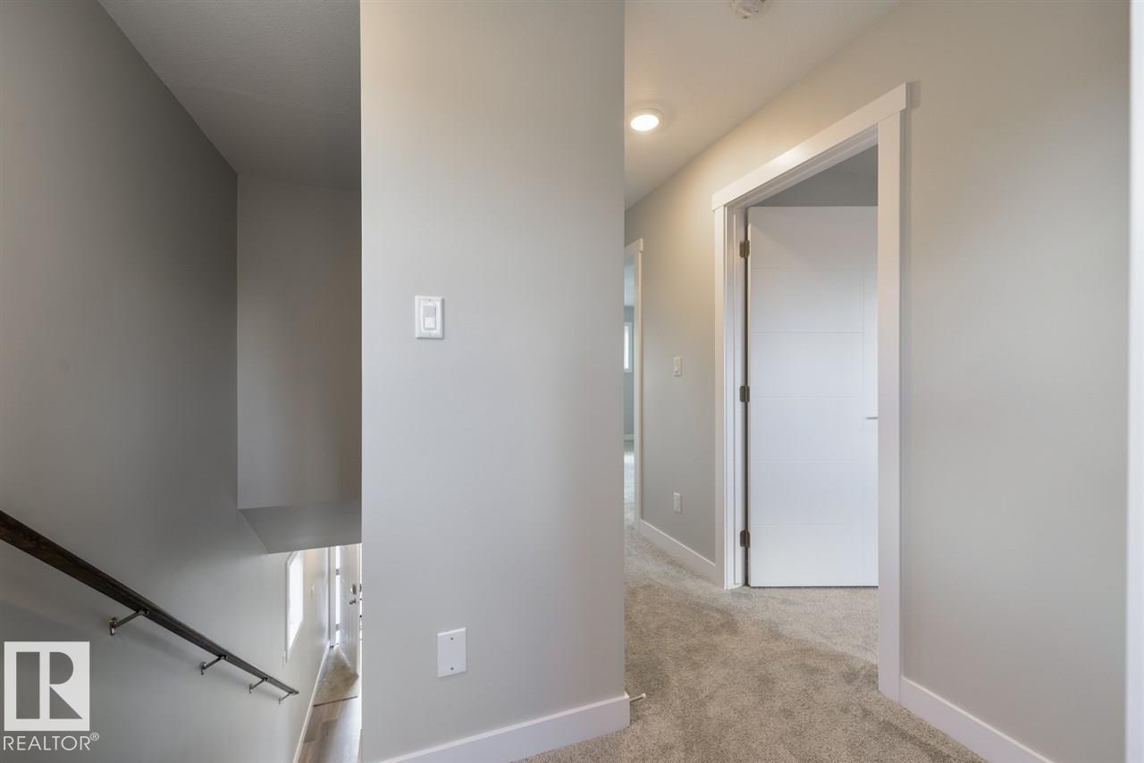 7940/7942 82 AV NW, Edmonton