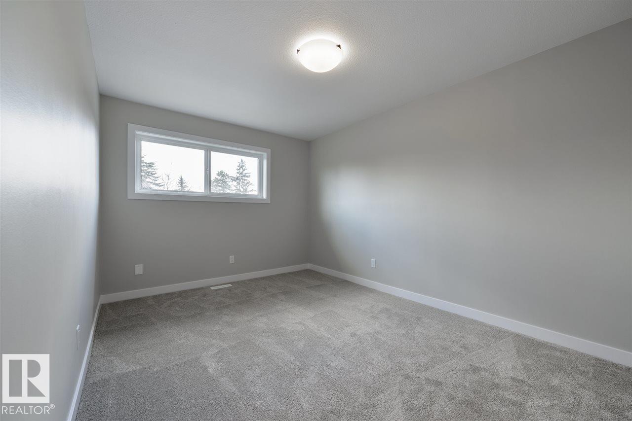 7940/7942 82 AV NW, Edmonton