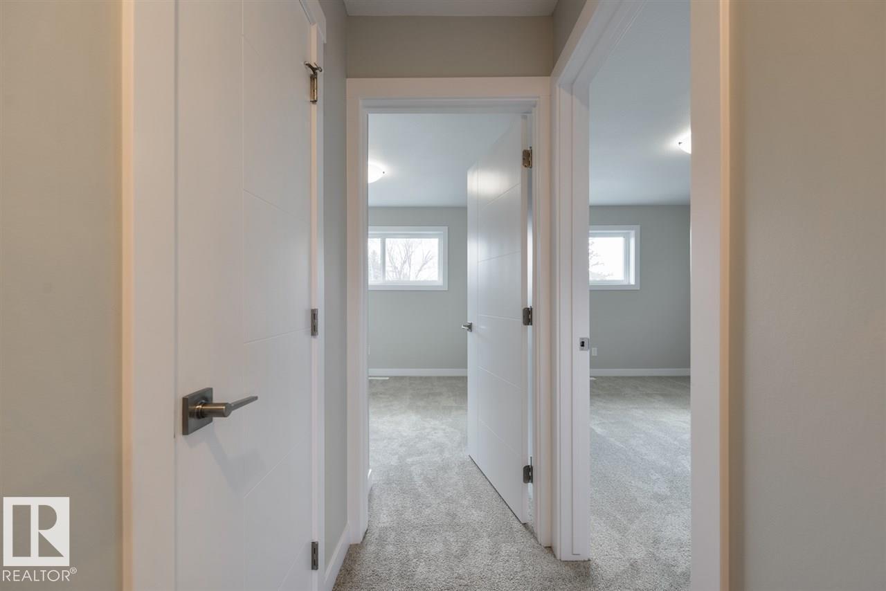 7940/7942 82 AV NW, Edmonton