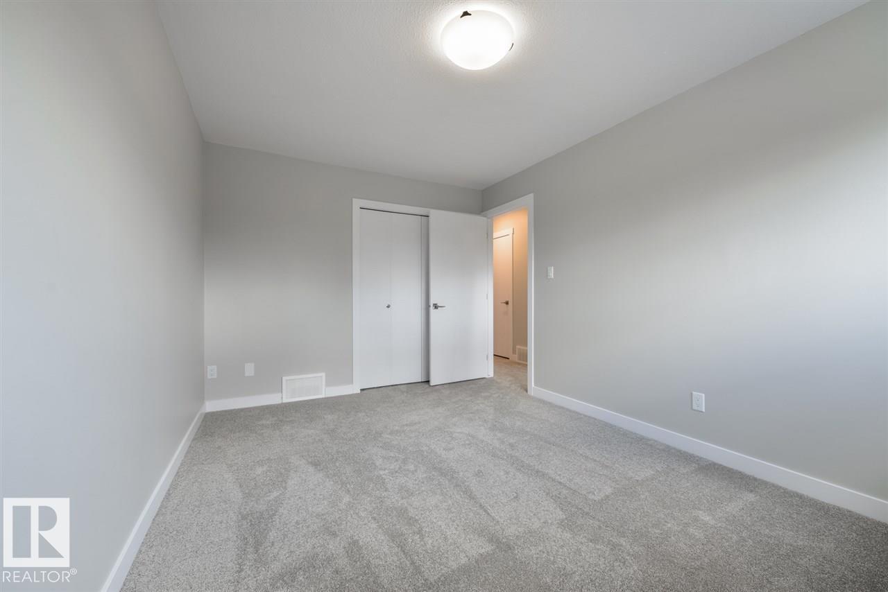 7940/7942 82 AV NW, Edmonton