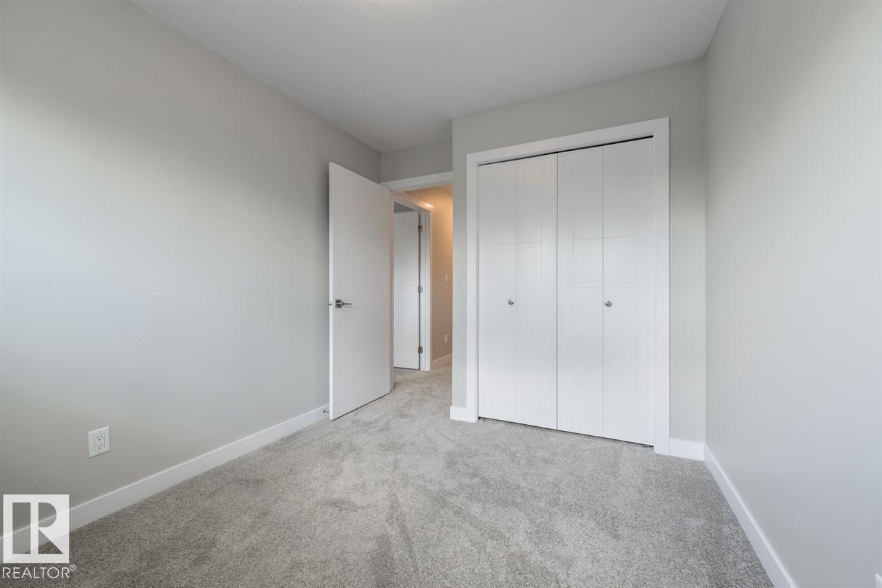 7940/7942 82 AV NW, Edmonton