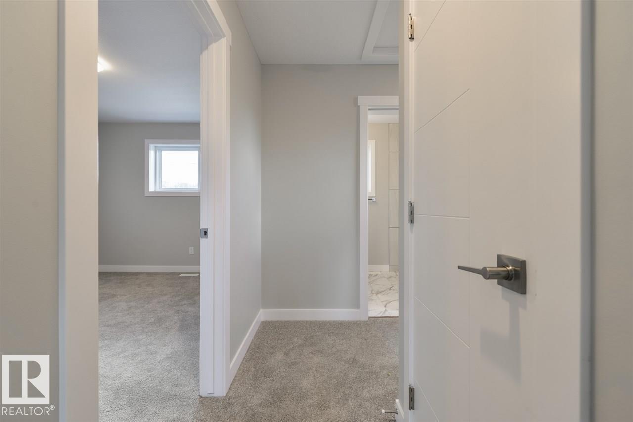 7940/7942 82 AV NW, Edmonton