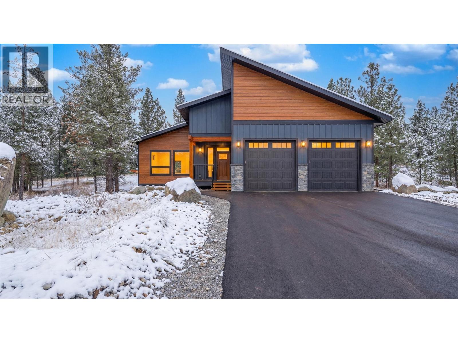 136 Shadow Mountain Boulevard, Cranbrook