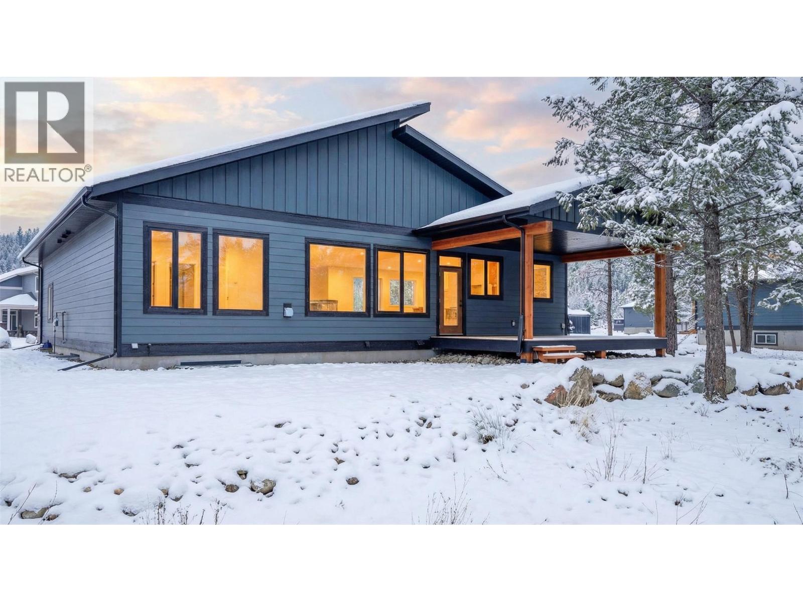 136 Shadow Mountain Boulevard, Cranbrook