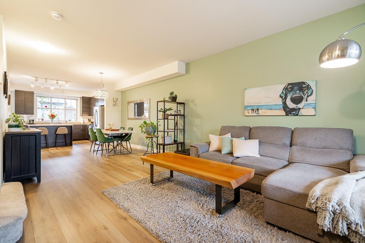 8 9525 204 STREET, Langley