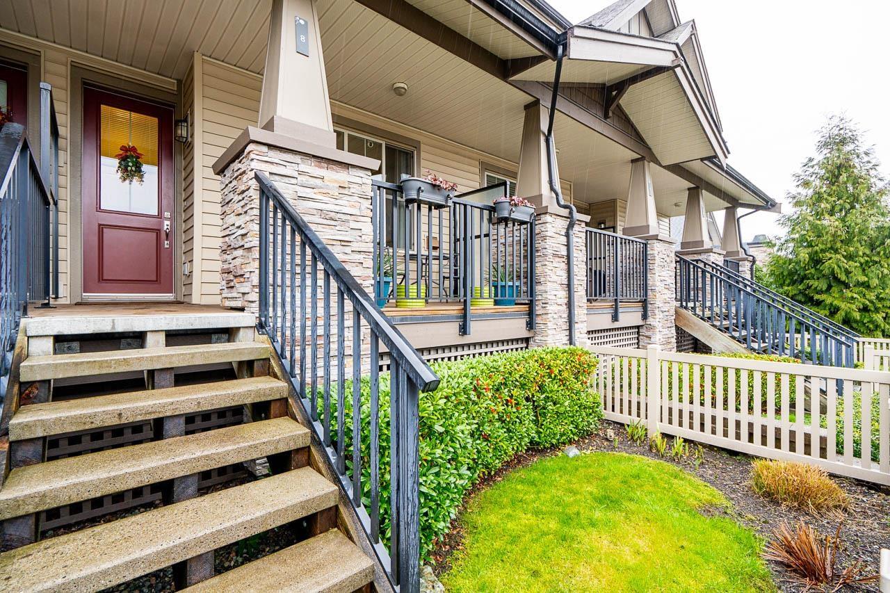 8 9525 204 STREET, Langley