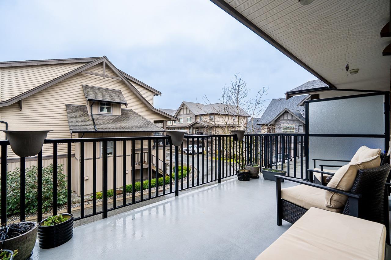 8 9525 204 STREET, Langley