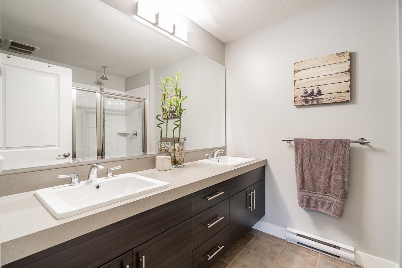 8 9525 204 STREET, Langley