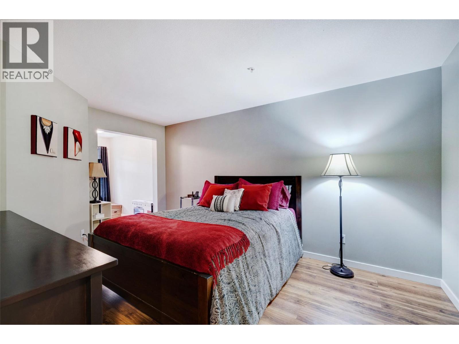#312 555 Yates Road - 18