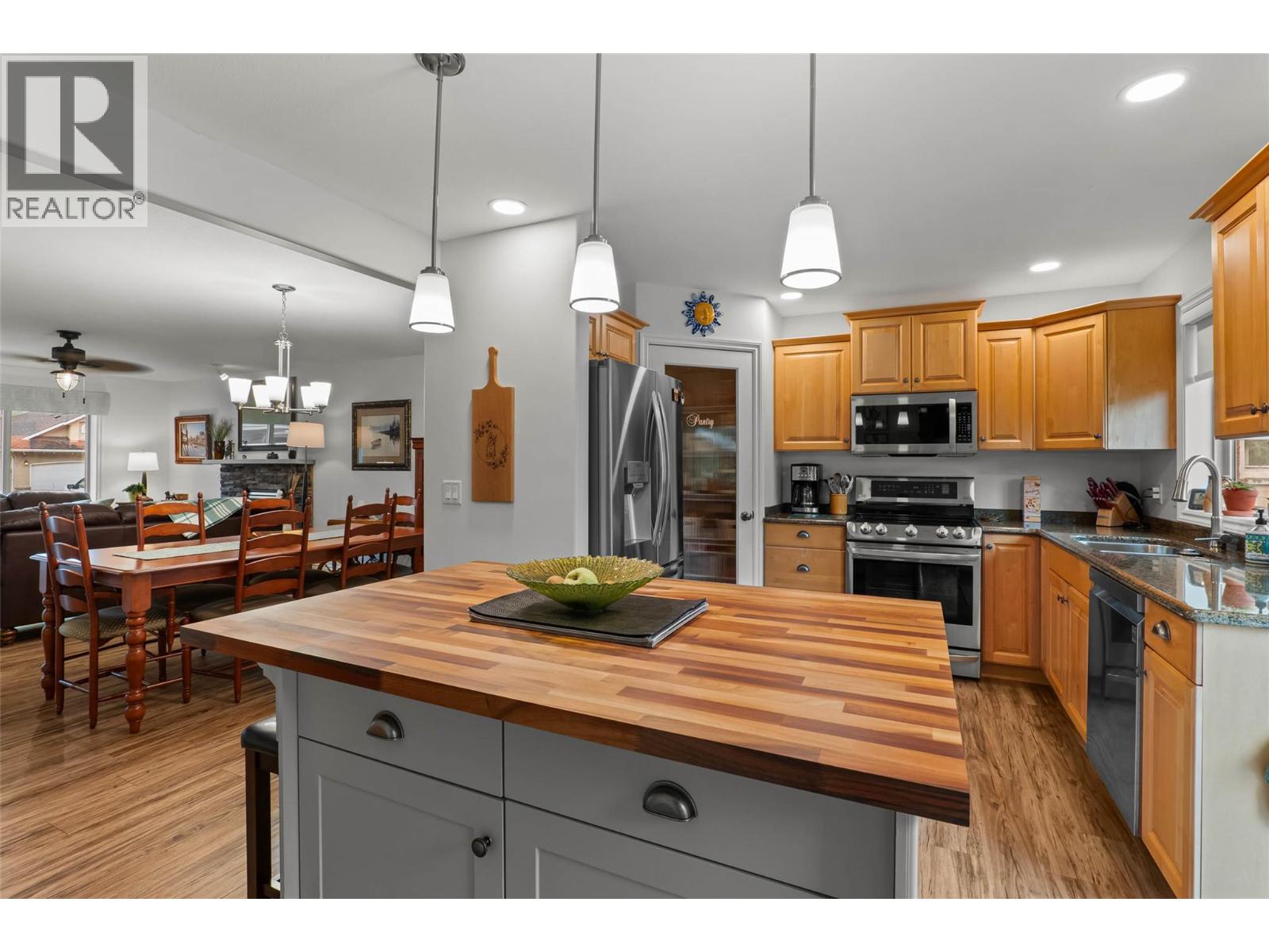 3712 Navatanee Drive, Kamloops