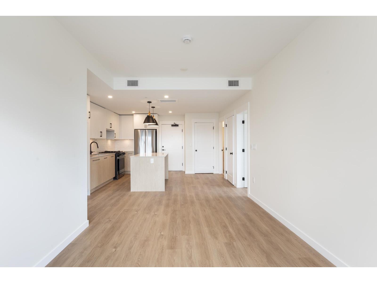 305 27249 ALDERGROVE TOWN CENTRE DRIVE, Langley