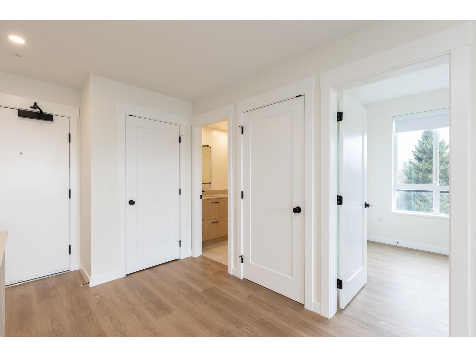 305 27249 ALDERGROVE TOWN CENTRE DRIVE, Langley