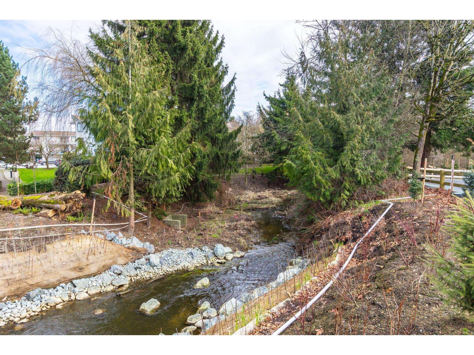 305 27249 ALDERGROVE TOWN CENTRE DRIVE, Langley