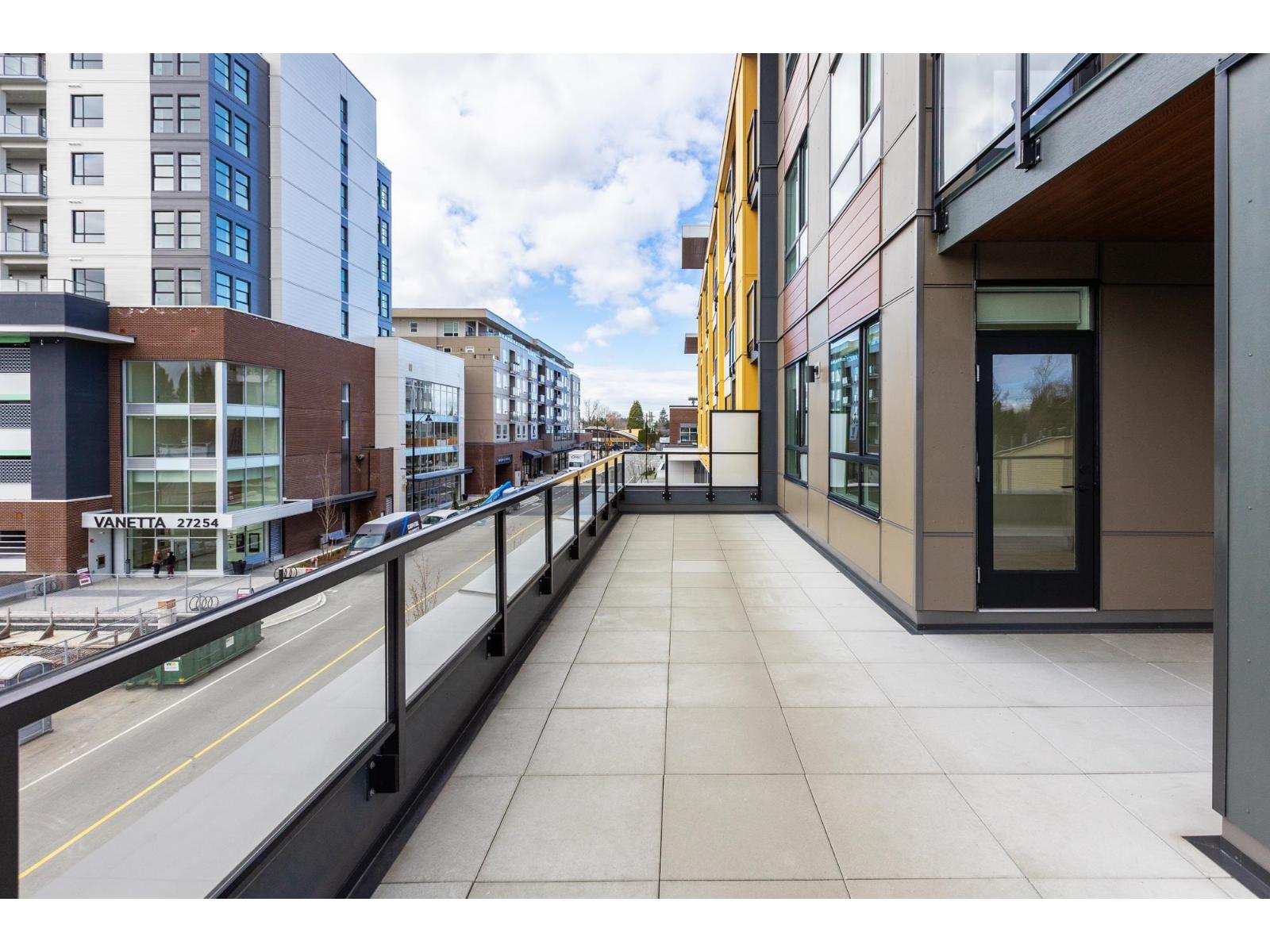 305 27249 ALDERGROVE TOWN CENTRE DRIVE, Langley